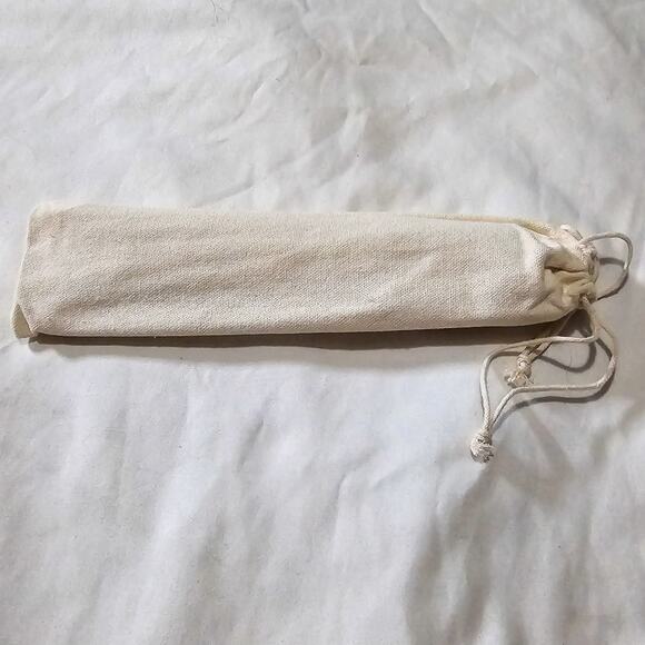 Owlcrate New Bridgerton inspired heart shaped straw set - Picture 3 of 6